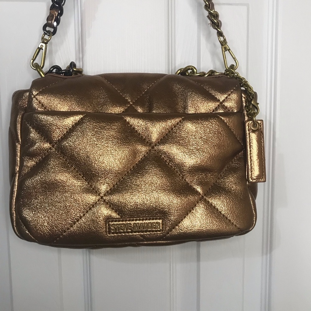 Steve Madden Terra Quilted Bronze Chain Strap Women's Bag - Picture 6 of 7
